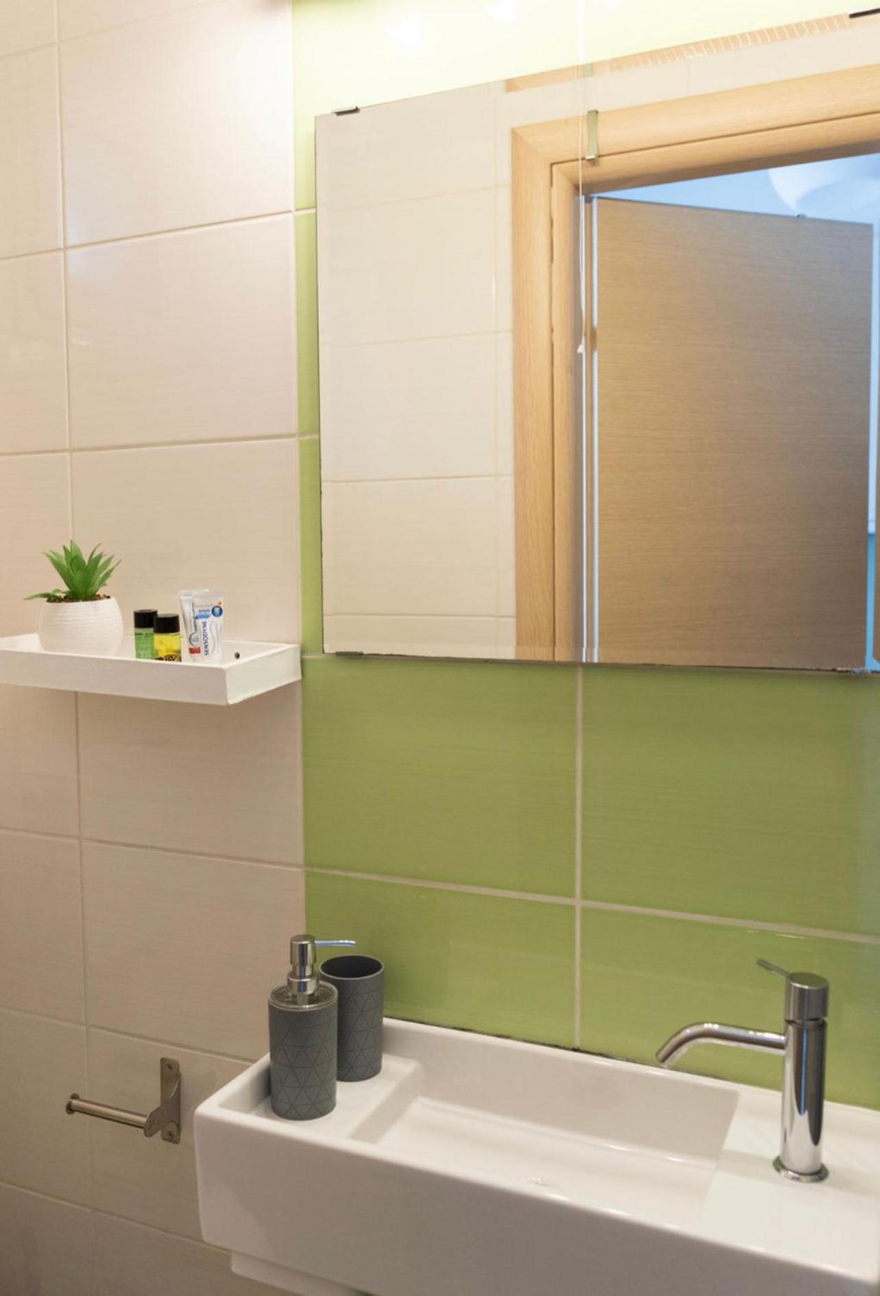סלוניקי Apartment In The Heart Of The City מראה חיצוני תמונה
